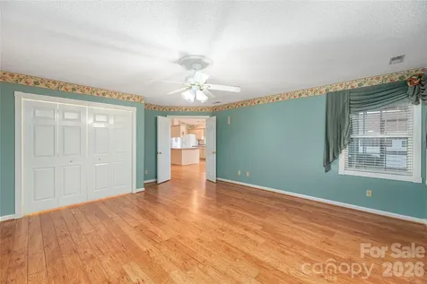 11 Heather Way Candler NC 28715
