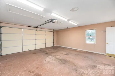 11 Heather Way Candler NC 28715
