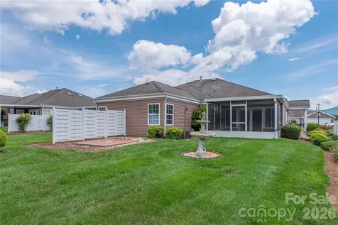 11 Heather Way Candler NC 28715