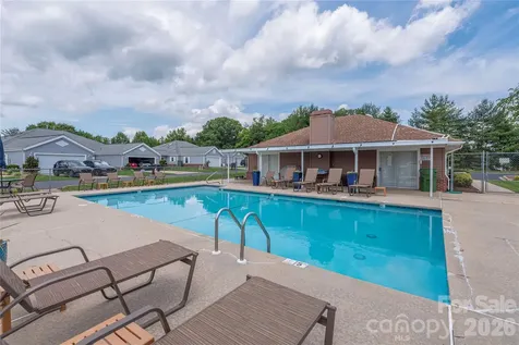 11 Heather Way Candler NC 28715