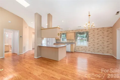 11 Heather Way Candler NC 28715