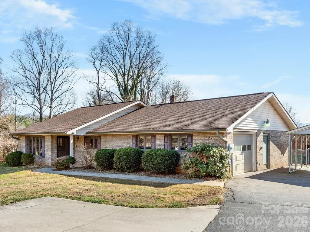 1287 Charlotte Highway Fairview NC 28730