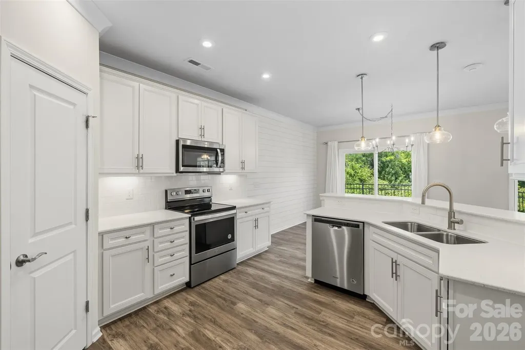 23206 Clarabelle Drive Charlotte NC 28273