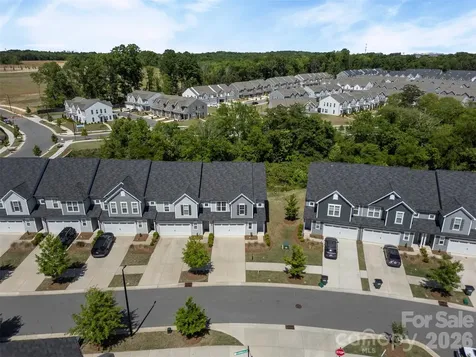 23206 Clarabelle Drive Charlotte NC 28273