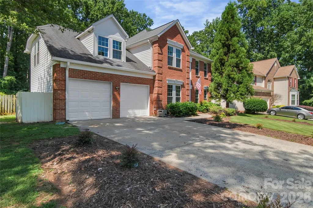 8615 Harmony Bridge Place Charlotte NC 28216