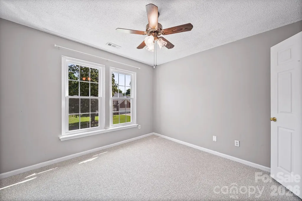 8615 Harmony Bridge Place Charlotte NC 28216