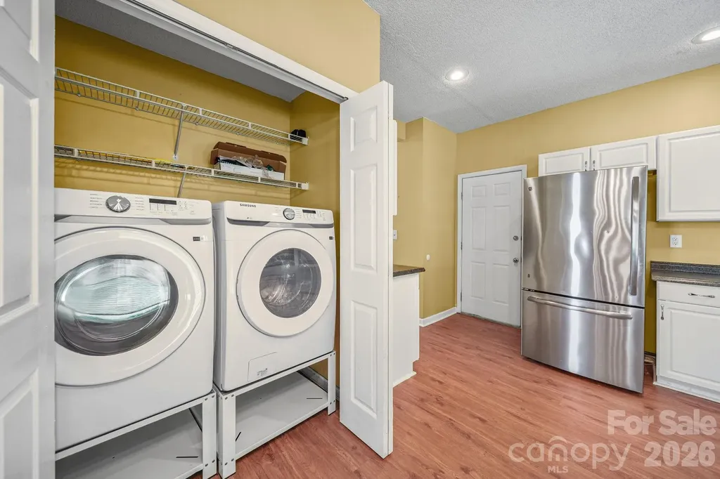 8615 Harmony Bridge Place Charlotte NC 28216