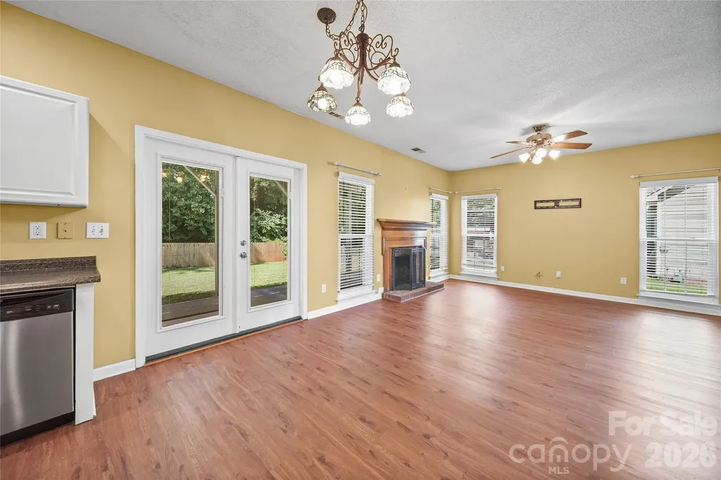 8615 Harmony Bridge Place Charlotte NC 28216