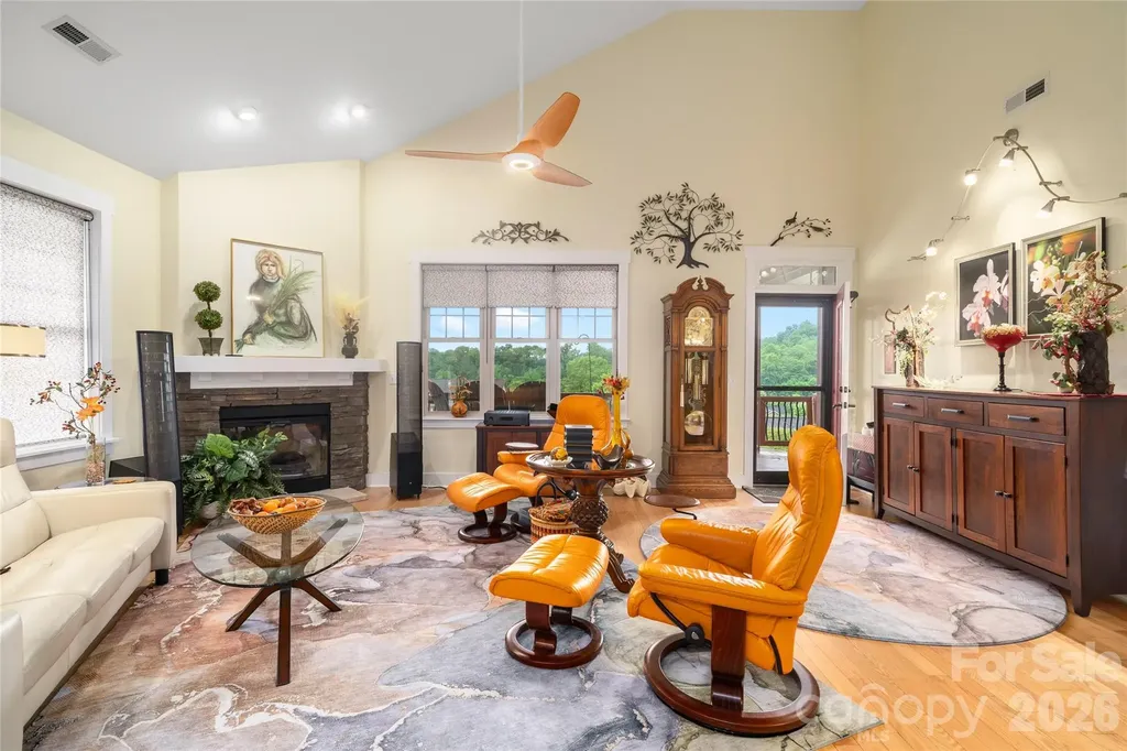 3 Holland Mountain View Asheville NC 28804