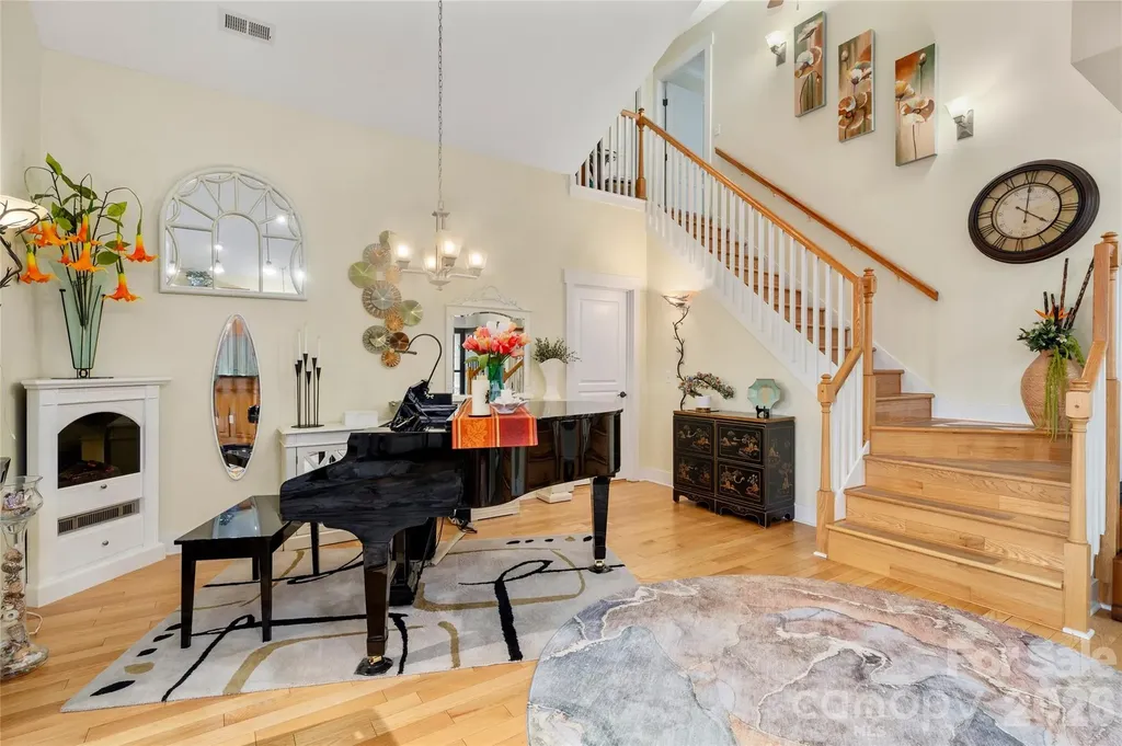 3 Holland Mountain View Asheville NC 28804