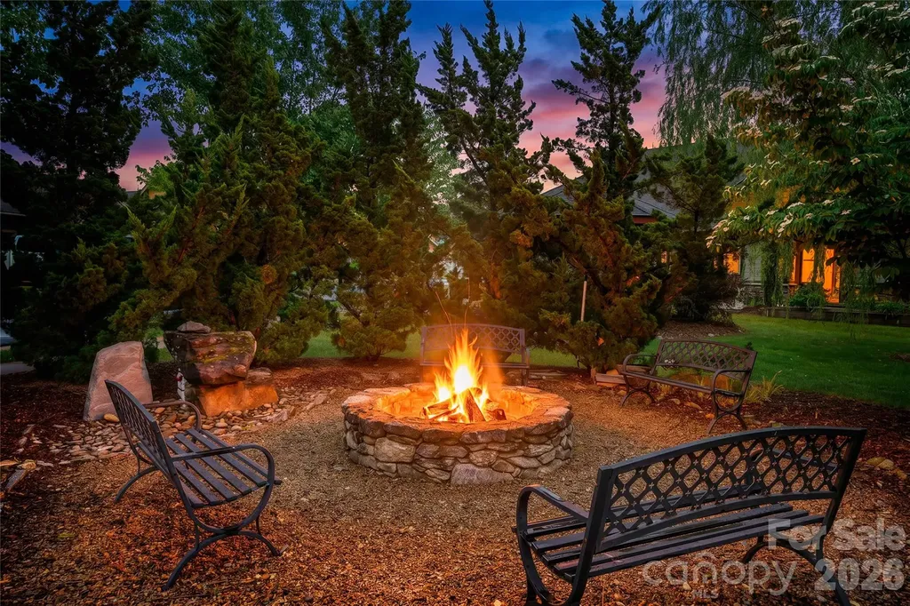 3 Holland Mountain View Asheville NC 28804