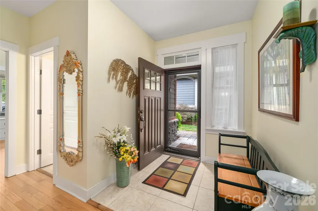 3 Holland Mountain View Asheville NC 28804
