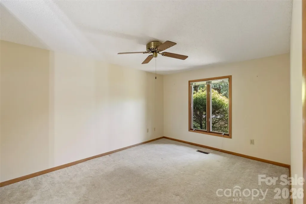 84 Fairway Villas Drive Sapphire NC 28774