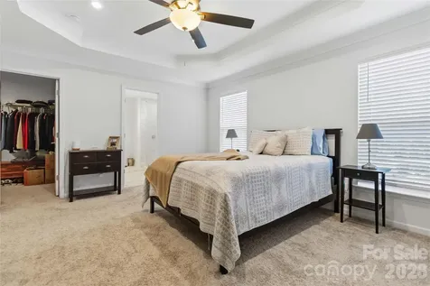 1813 Teachers House Road NW Concord NC 28027