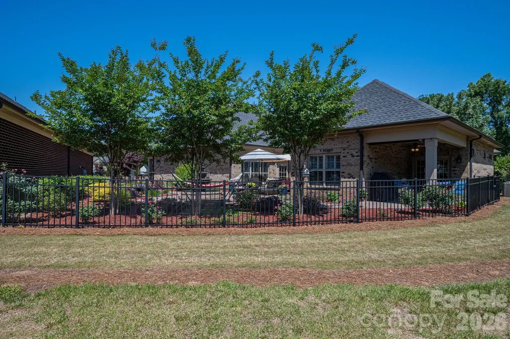 5228 Courtyard Lane Belmont NC 28012