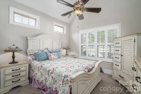 5228 Courtyard Lane Belmont NC 28012