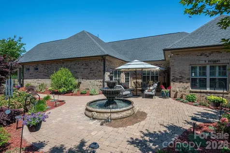 5228 Courtyard Lane Belmont NC 28012