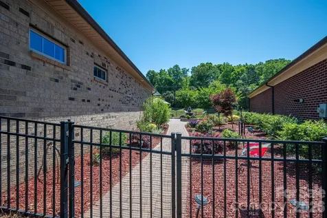 5228 Courtyard Lane Belmont NC 28012