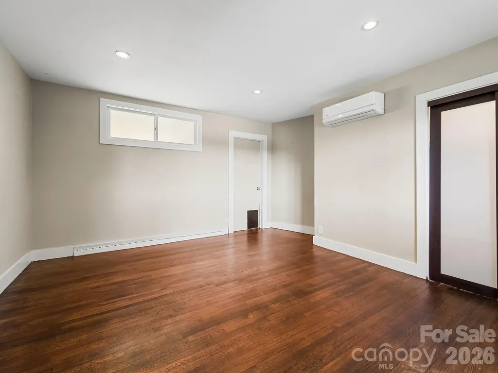 36 Robinwood Avenue Asheville NC 28806