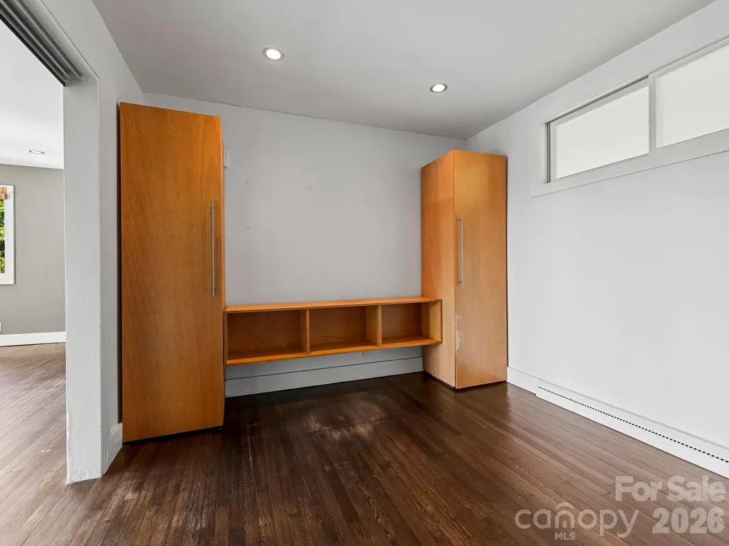 36 Robinwood Avenue Asheville NC 28806