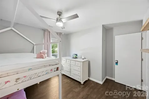 9524 Rainbow Forest Drive Charlotte NC 28277