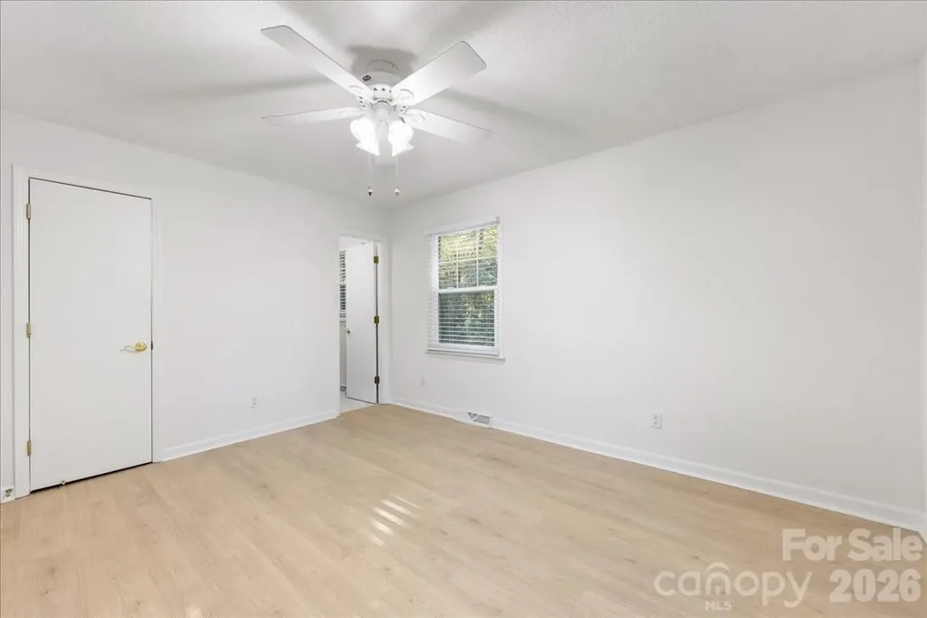 1840 Stoneyridge Drive Charlotte NC 28214