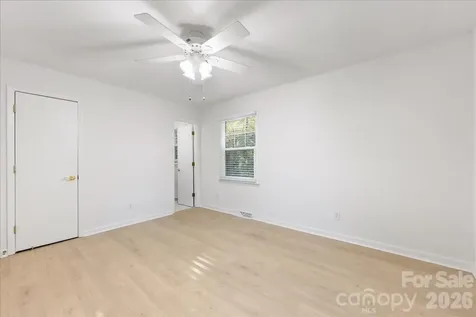 1840 Stoneyridge Drive Charlotte NC 28214