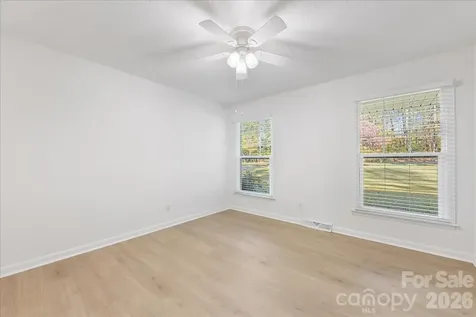 1840 Stoneyridge Drive Charlotte NC 28214