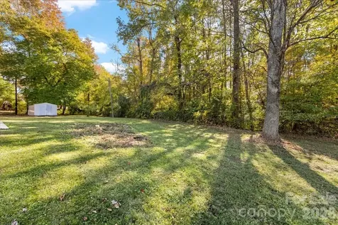 1840 Stoneyridge Drive Charlotte NC 28214
