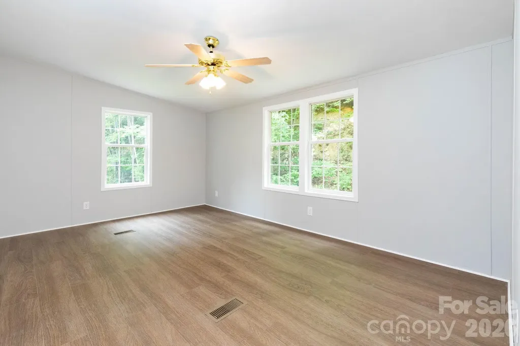 61 Blue Mountain Road Fairview NC 28730