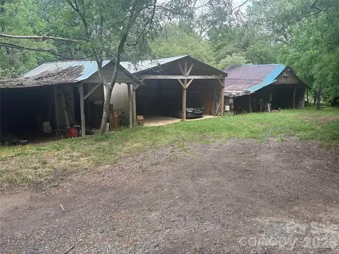 3880 Love Road Claremont NC 28610