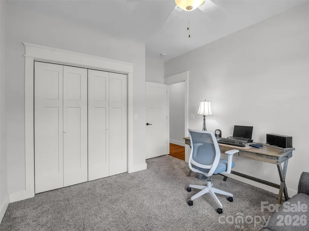 27 Spelter Street Hendersonville NC 28792