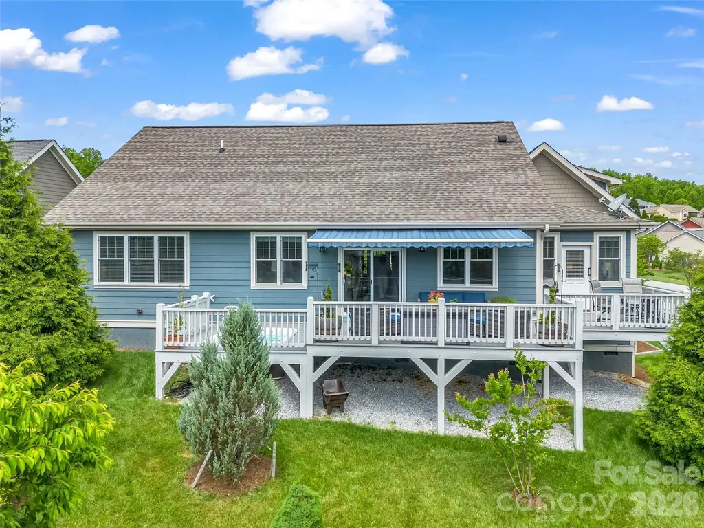 27 Spelter Street Hendersonville NC 28792