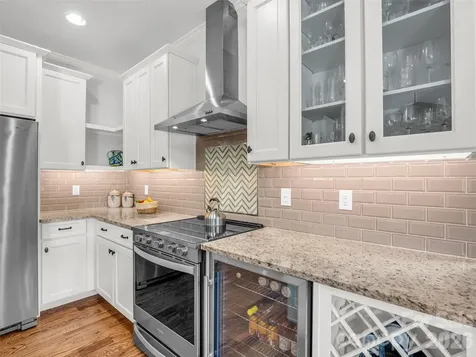 27 Spelter Street Hendersonville NC 28792