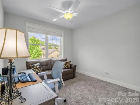 27 Spelter Street Hendersonville NC 28792