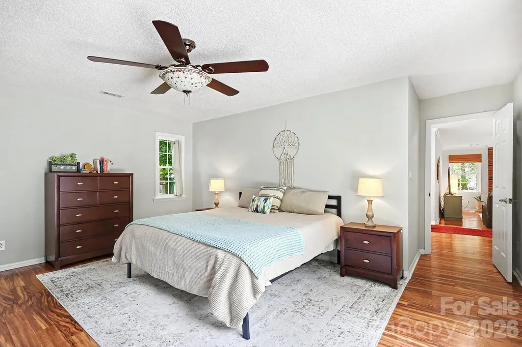 8207 White Horse Lane Charlotte NC 28270