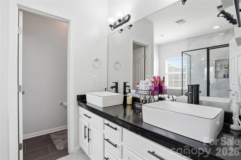 10005 Kings Parade Boulevard Charlotte NC 28273