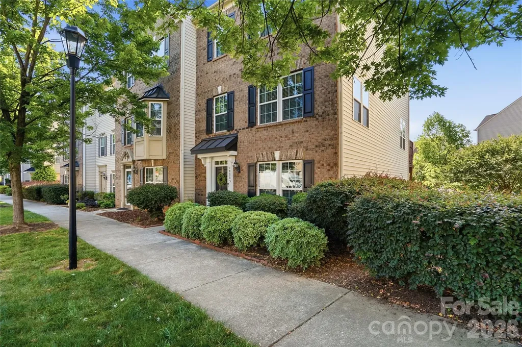 10005 Kings Parade Boulevard Charlotte NC 28273