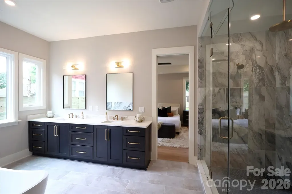 442 Sylvania Avenue Charlotte NC 28206