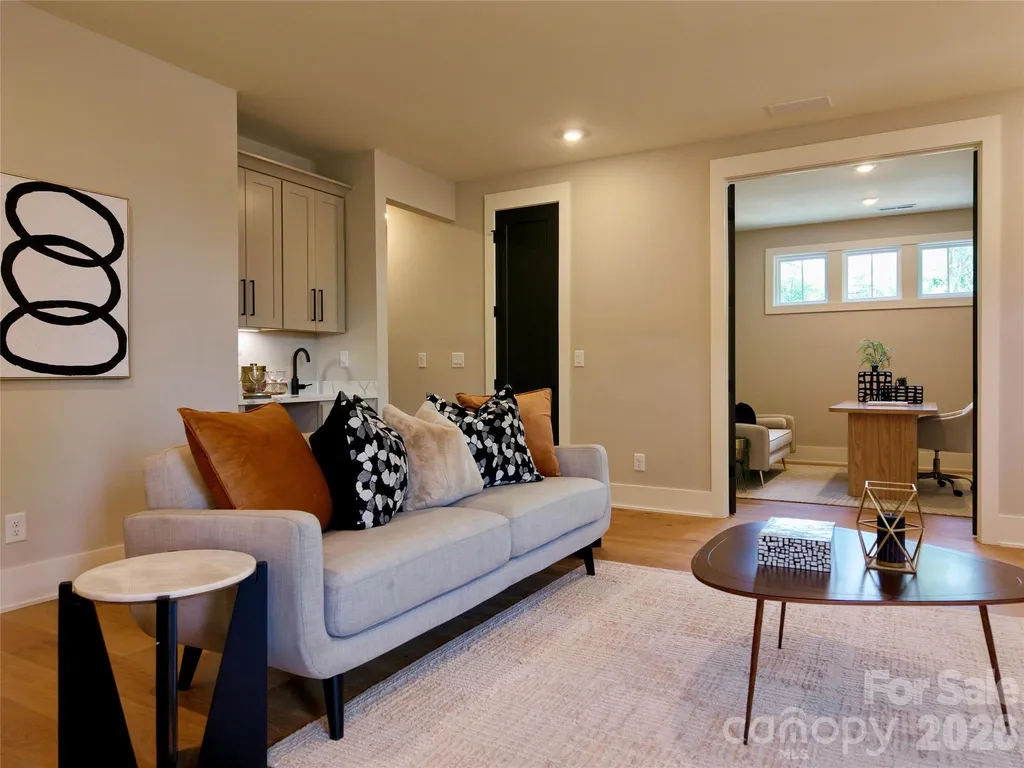 442 Sylvania Avenue Charlotte NC 28206