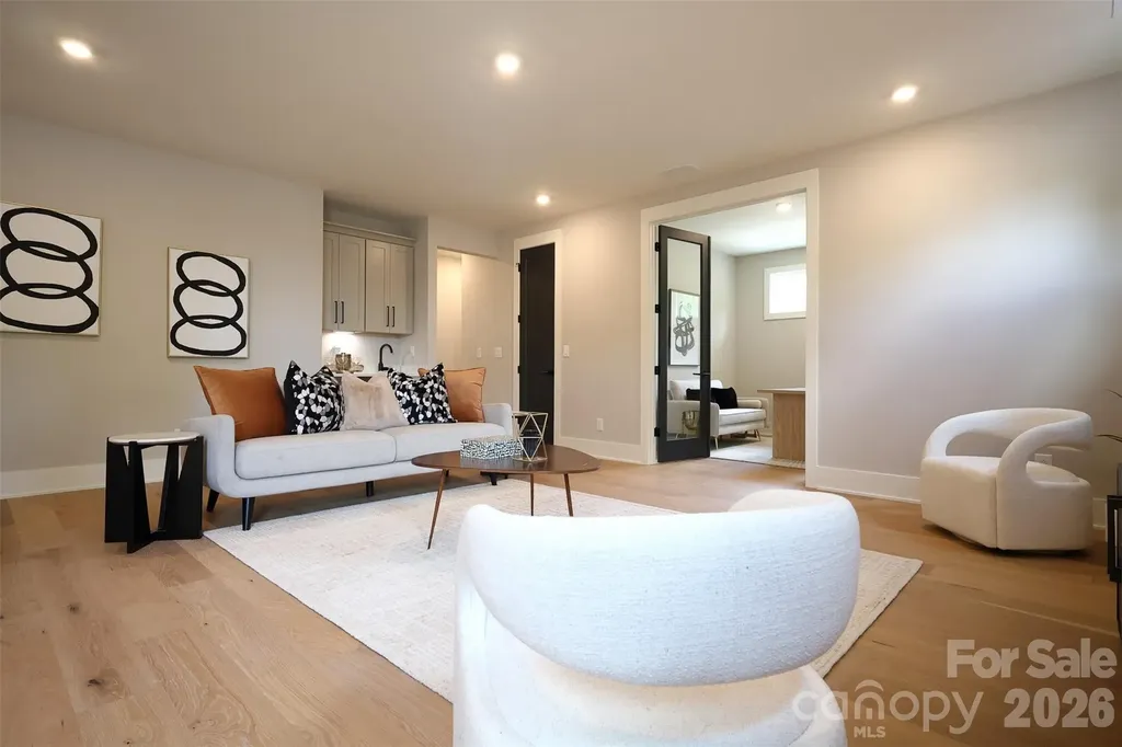 442 Sylvania Avenue Charlotte NC 28206