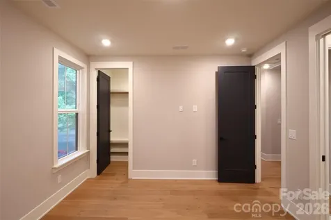 442 Sylvania Avenue Charlotte NC 28206