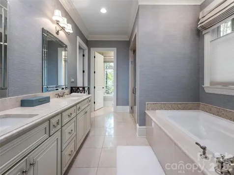 29 Elk Ridge Drive Asheville NC 28804