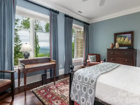 29 Elk Ridge Drive Asheville NC 28804