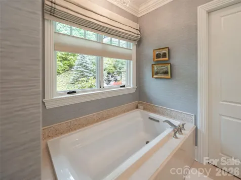 29 Elk Ridge Drive Asheville NC 28804