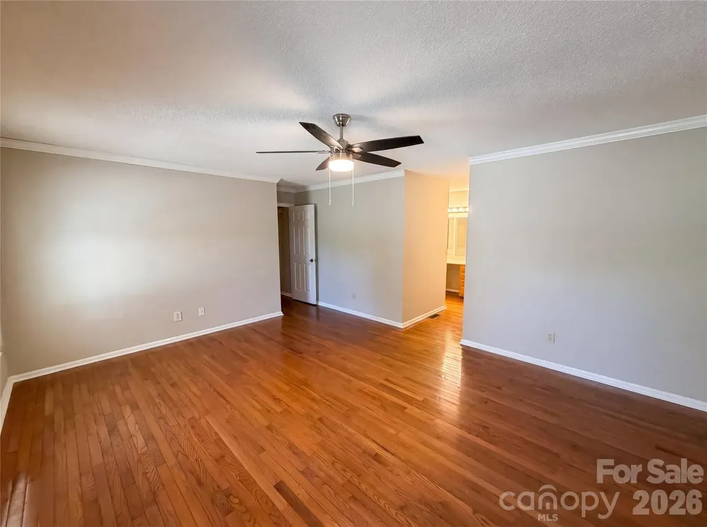 8400 Chestnut Oak Court Harrisburg NC 28075