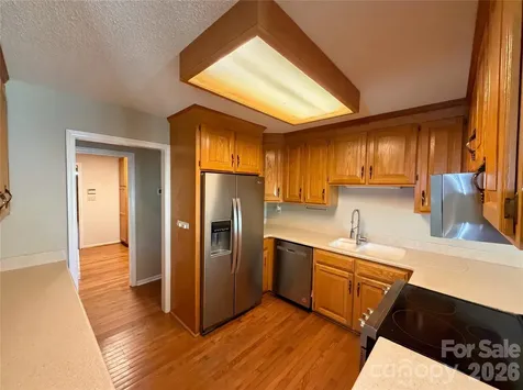 8400 Chestnut Oak Court Harrisburg NC 28075