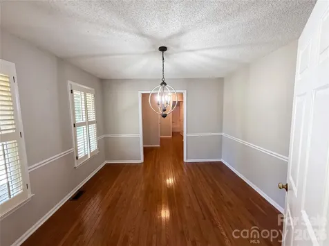 8400 Chestnut Oak Court Harrisburg NC 28075