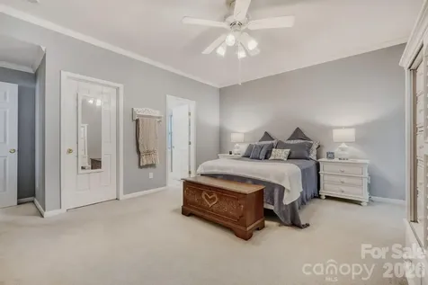 11718 Planters Estates Drive Charlotte NC 28278