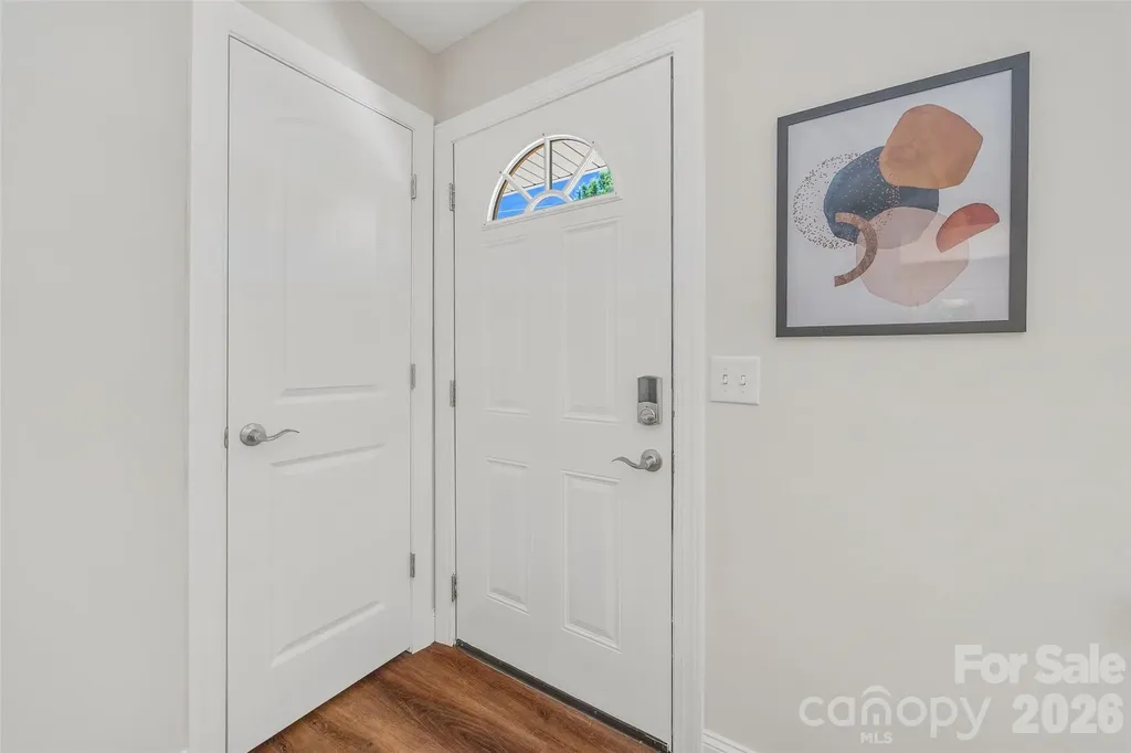 2111 Shalimar Drive Charlotte NC 28216